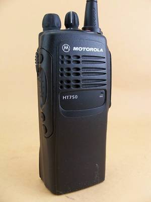 New mint motorola HT750 vhf 16-ch radio w/ accessories