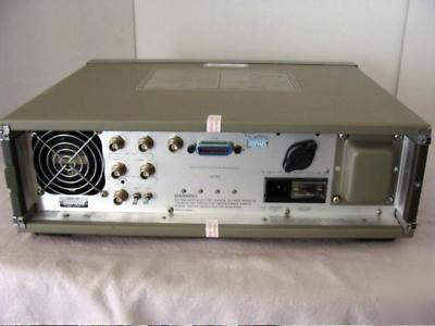 Hp - agilent 5335A 1.3 ghz universal counter w/options