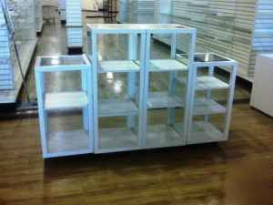 Glass cube display towers w/ locking wheels liquidation