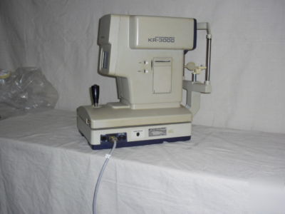 Topcon KR3000 auto refractor / keratometer.