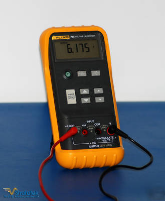 Fluke 715 volt / ma process calibrator meter w/warranty