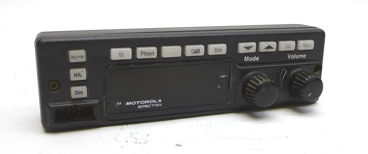Motorola spectra A4 remote control head uhf vhf radio