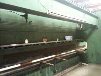 400 ton x 30â€™ pacific cnc hydraulic press brake