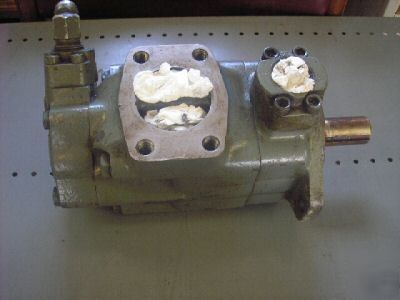 Vickers hydraulic 3525VSH hydraulic double vane pump 