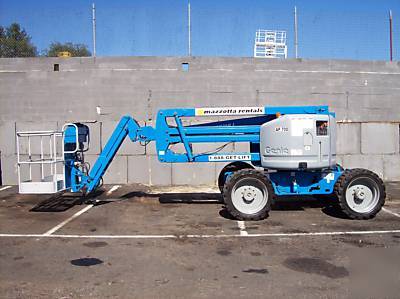 Genie 45' boom lift aerial platform man lift