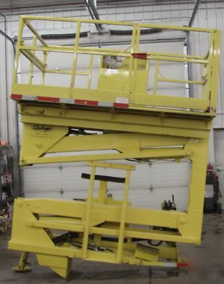 2008 challenger aerial tower - mounts on truck chassis