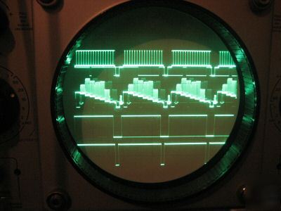 Tektronix 104 ntsc video test signal generator w/manual