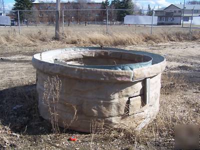 Concrete forms,planters,fiberglass, 9PCS@8'X3',reusable