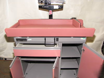 Ritter 109 pediatric exam table and beam scale