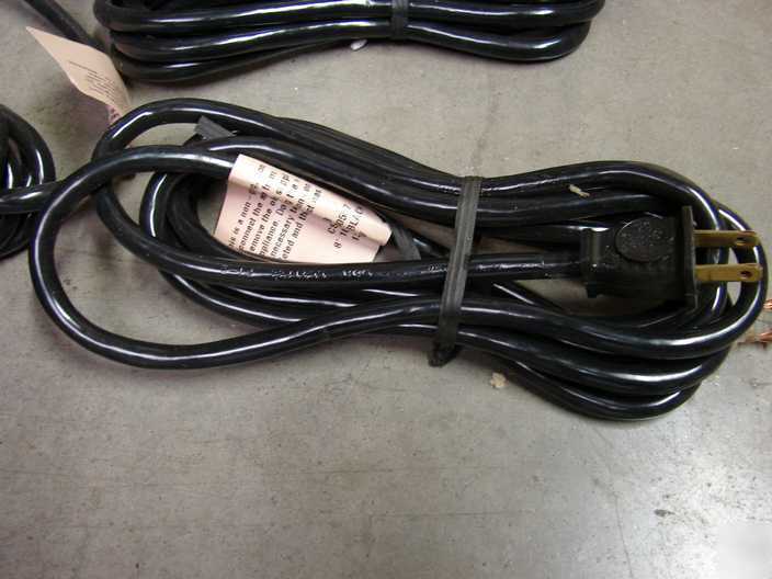 Dayton 1W278 8' 16/2 power supply cord 120V sjt