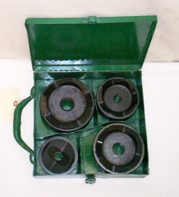 Greenlee 7304 knockout punch + die set 2.5