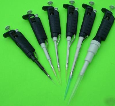 New set 7-accupette pipette,pipetter,pipettor&stnd fshp