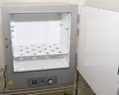 Vwr sheldon 1510 e table top incubator