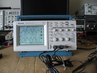 Tek TDS210 digital oscilloscope