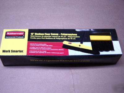 New case of 12 rubbermaid 18