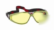 3Mâ„¢ protective eyewear 1707-3AF, grey frame, amber lens