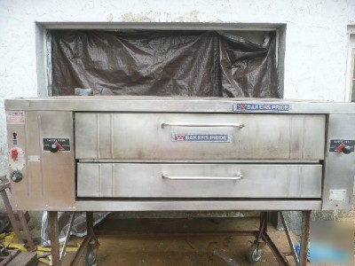 Bakers pride Y600 single deck stainless pizza oven