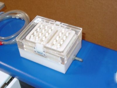 Qiagen biorobot 9600 automated laboratory workstation