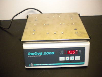 New brunswick scientific innova 2000 orbital shaker