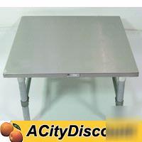Used johnboos stainless 31X31 work equipment stand