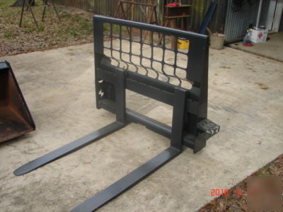 2003 bobcat s-185 turbo skid steer loader with forks