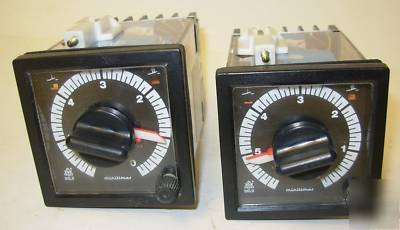 Dold industries delay-on make mini-timers EF7616.32 lot