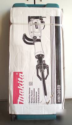 New makita HM1304B 35 lb. demolition hammer w/case 