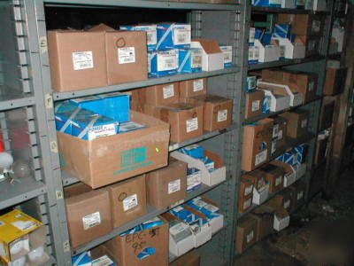 New lot of 22 pallets automotive internal engine parts 