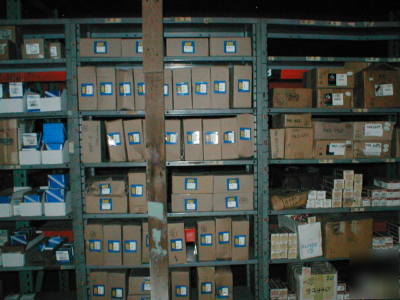 New lot of 22 pallets automotive internal engine parts 