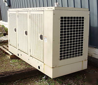 Cummings onan generator, 3 phase, 100 kw, 120 - 480 vac