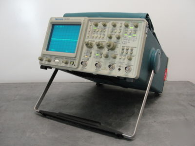 Tektronix 2445A 150 mhz 4 ch oscilloscope *tested good*