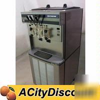 Stoelting twin twist air cooled soft serve machine