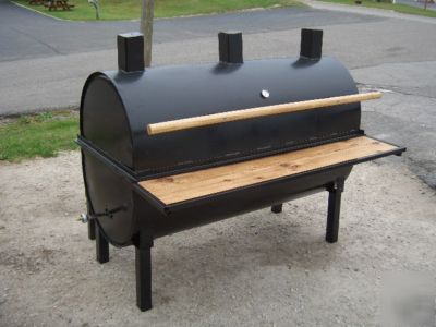 Pig roaster super bbq steaks chicken smoker 5 footer