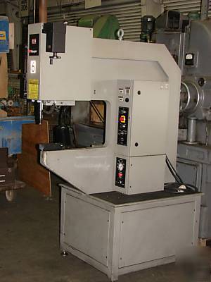 Haeger model 824 hardware insertion press