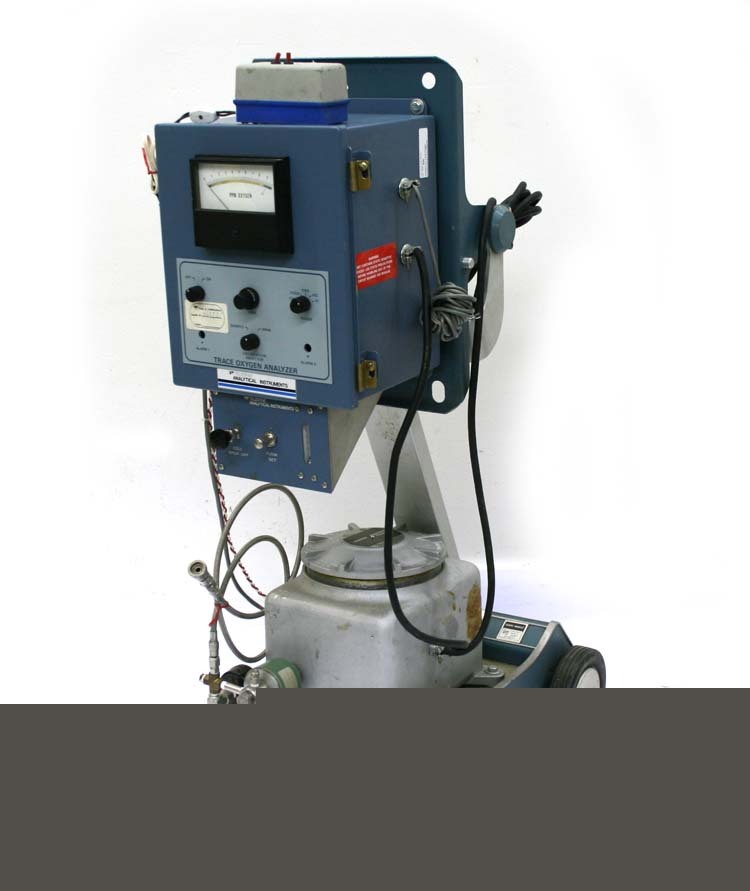 Teledyne 317 trace oxygen analyzer/sampler/gas detector