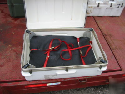 Erie military 42X29X22 ship box hard case shock mount