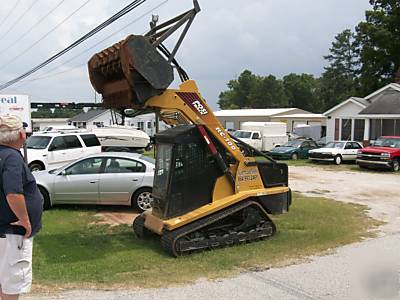 2007 asv-RC100 w/asv/fecon mulcher head low hours