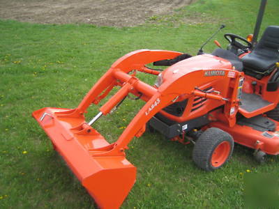 Kubota BX2350D BX2350 4 x 4 with loader and mower deck