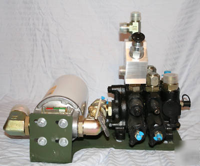 Directional hydraulic valve for jlg atlas telehandler 