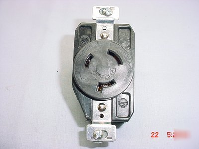 Crouse L8-20 locking 20A 480V receptacle AH6230