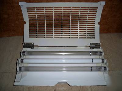 CbÂ® i.q. pro flylight commercial restaurant bug zapper