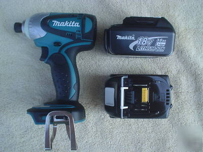 Makita BTD141 impact (2) BL1830 batteries 18 volt 18V