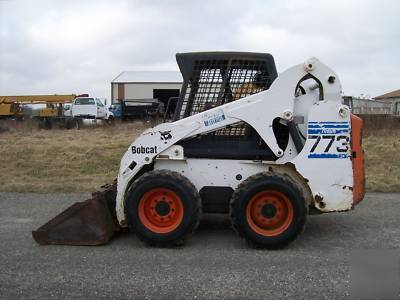 2001 bobcat 773 with only 1618 hours 