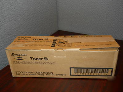 New genuine kyocera mita 37028011 black toner- 