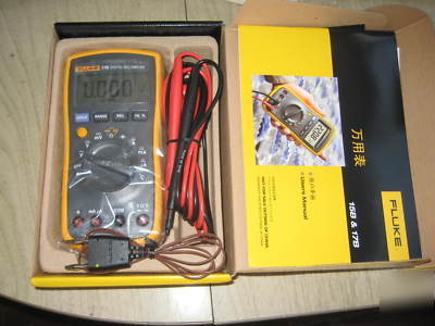 New fluke 17B multimeter w/ ac/dc/diode/r/f/temp/cap us