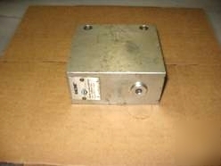 New - racine hydraulic valve block p/n 987618