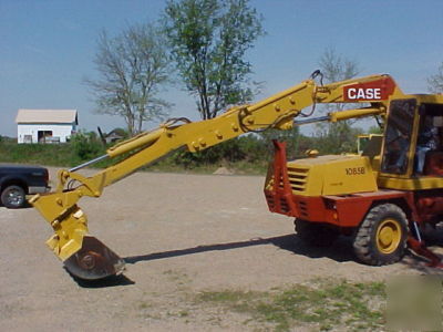 Case 1085B cruz-air 6 cylinder diesel backhoe/excavator