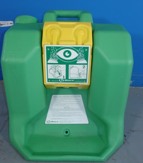 Haws 7500 emergency eye-wash station