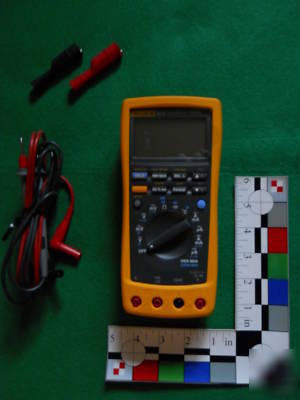 Fluke 89 iv true-rms handheld digitial multimeter