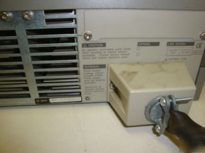 Agilent 6572A dc power supply